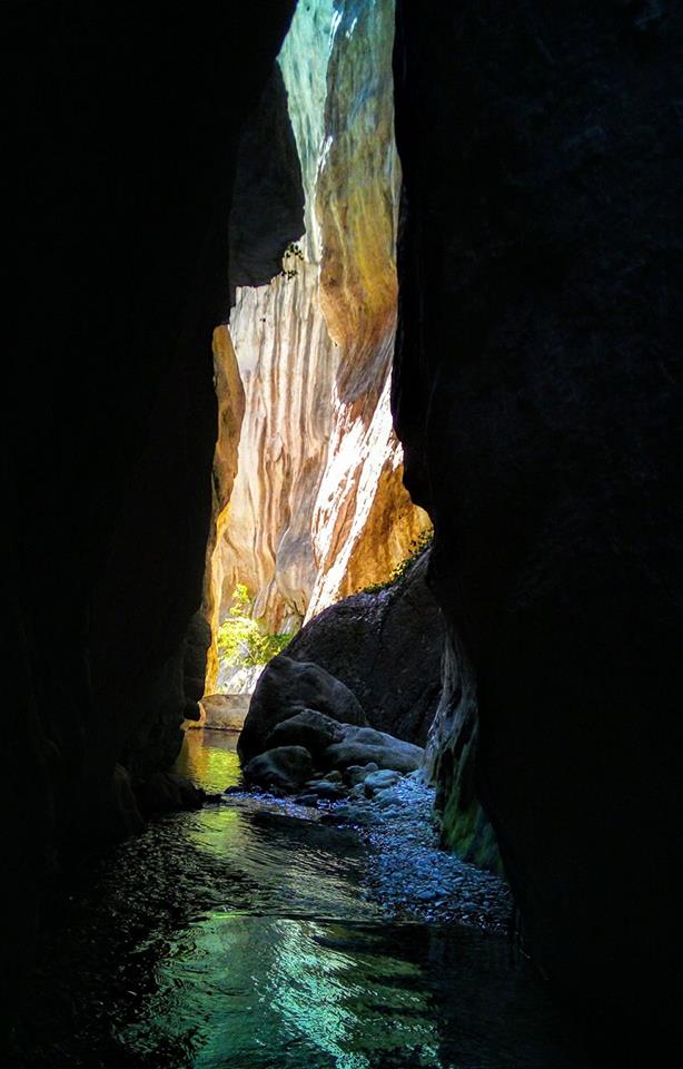 Un tuffo con le Guide alpine: la magia del canyoning